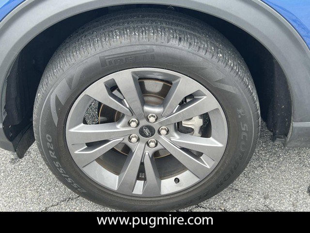 Used 2021 Ford Explorer XLT w/ Equipment Group 202A RWD image 11