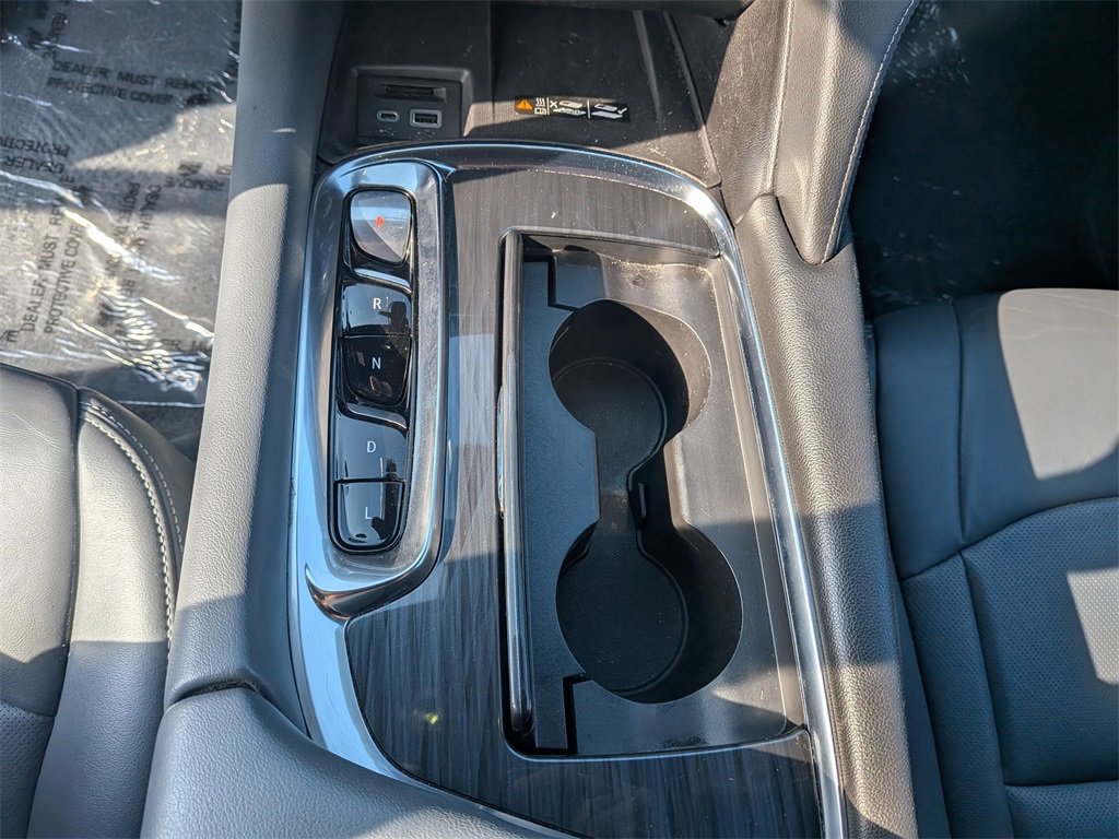 Used 2024 Buick Enclave Premium image 23