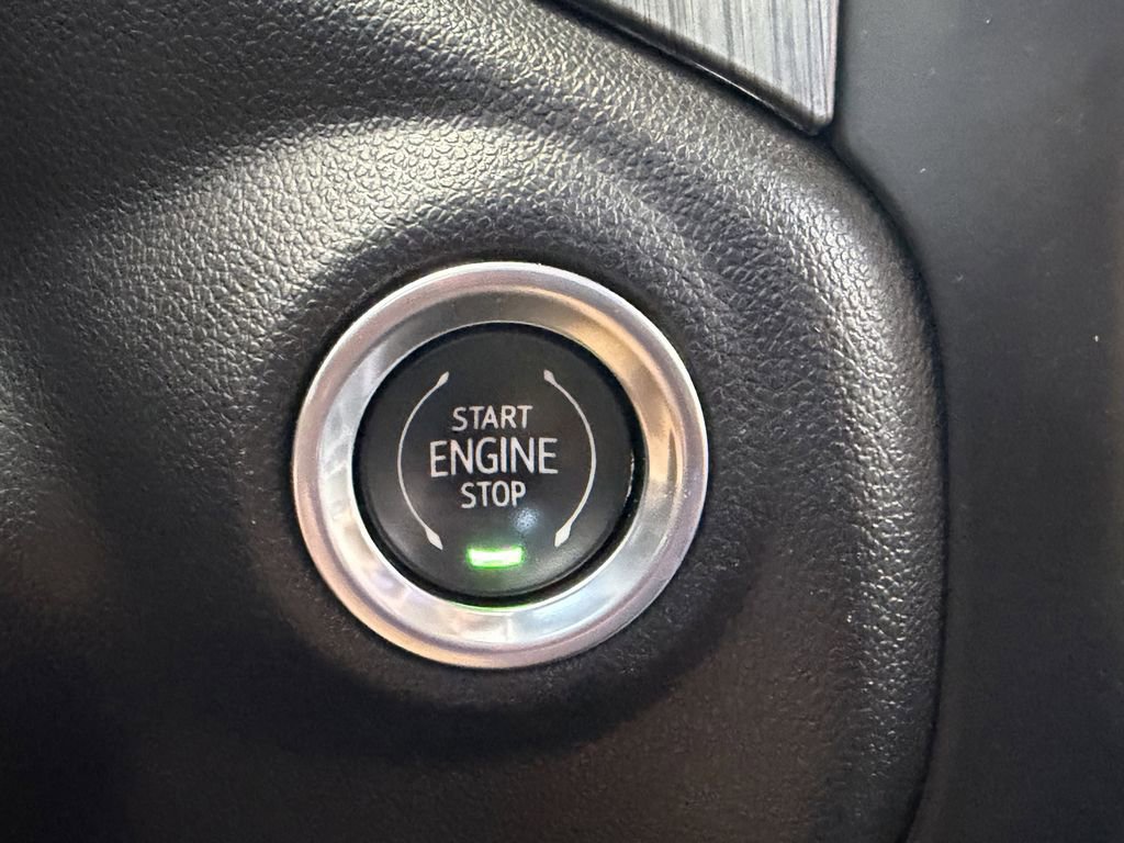 Used 2021 GMC Sierra 1500 Denali w/ Driver Alert Package II AWD/4WD image 29