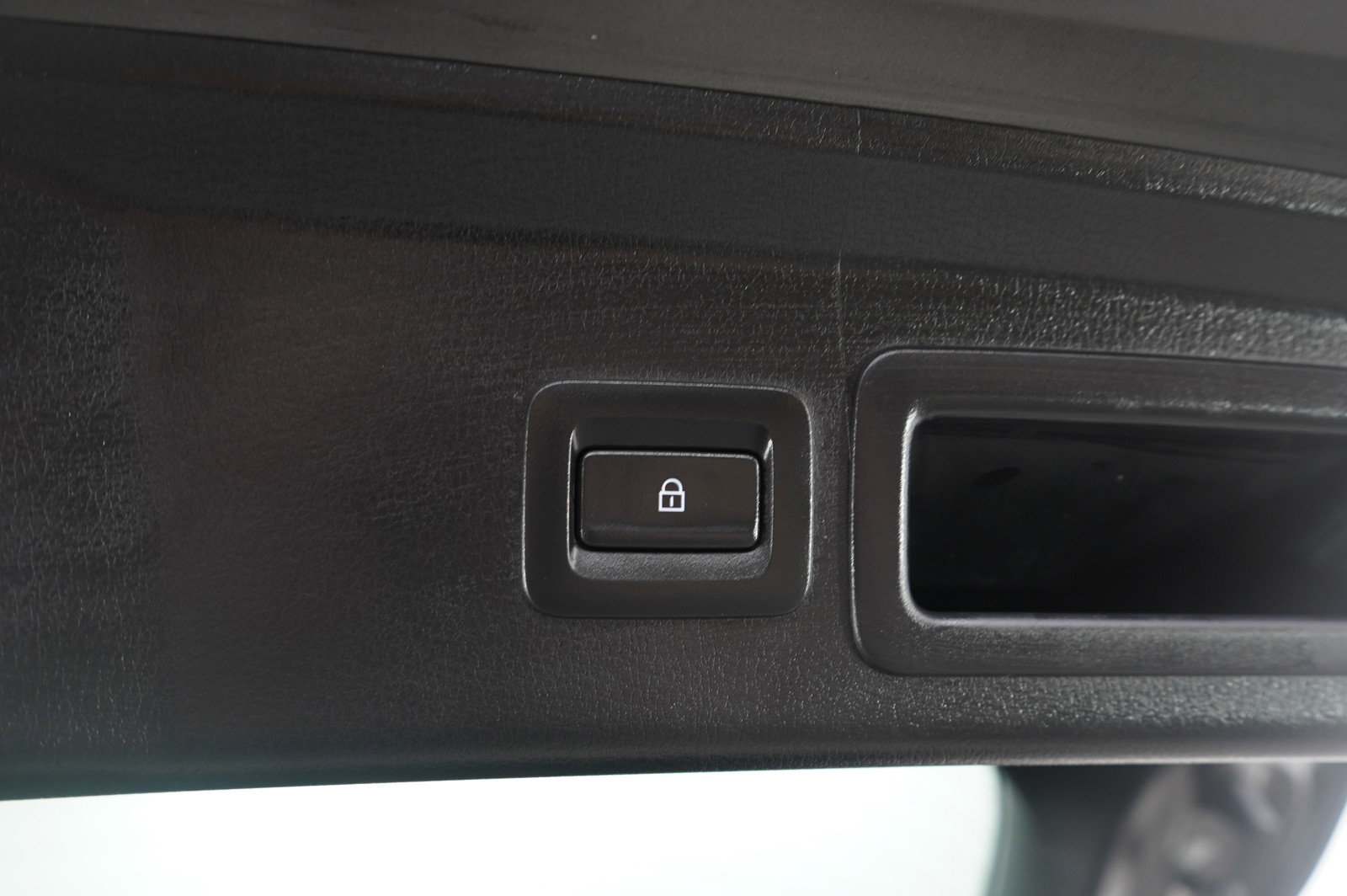 Certified 2025 MAZDA CX-30 AWD 2.5 S w/ Preferred Package image 19