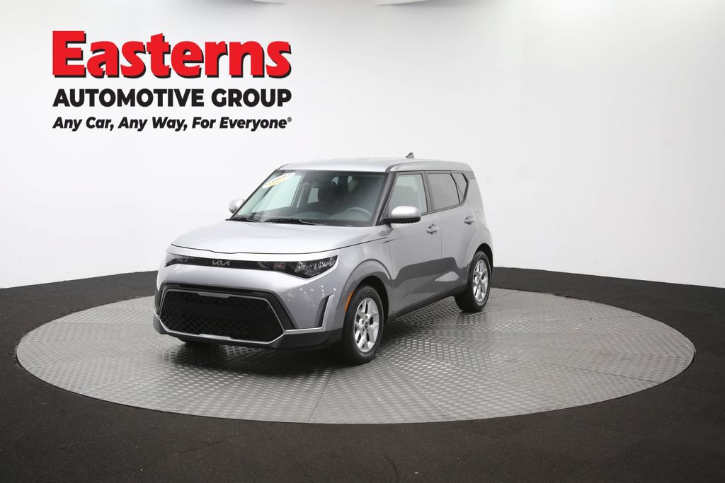 Used 2025 Kia Soul LX w/ LX Technology Package FWD image 53