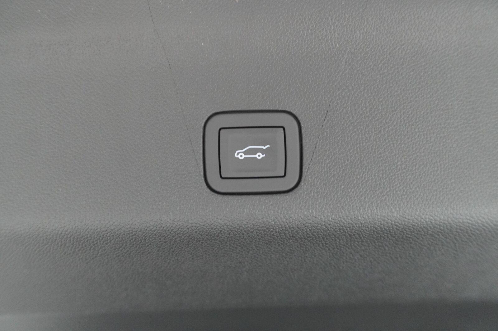 New 2026 Chevrolet Tahoe LT RWD image 34