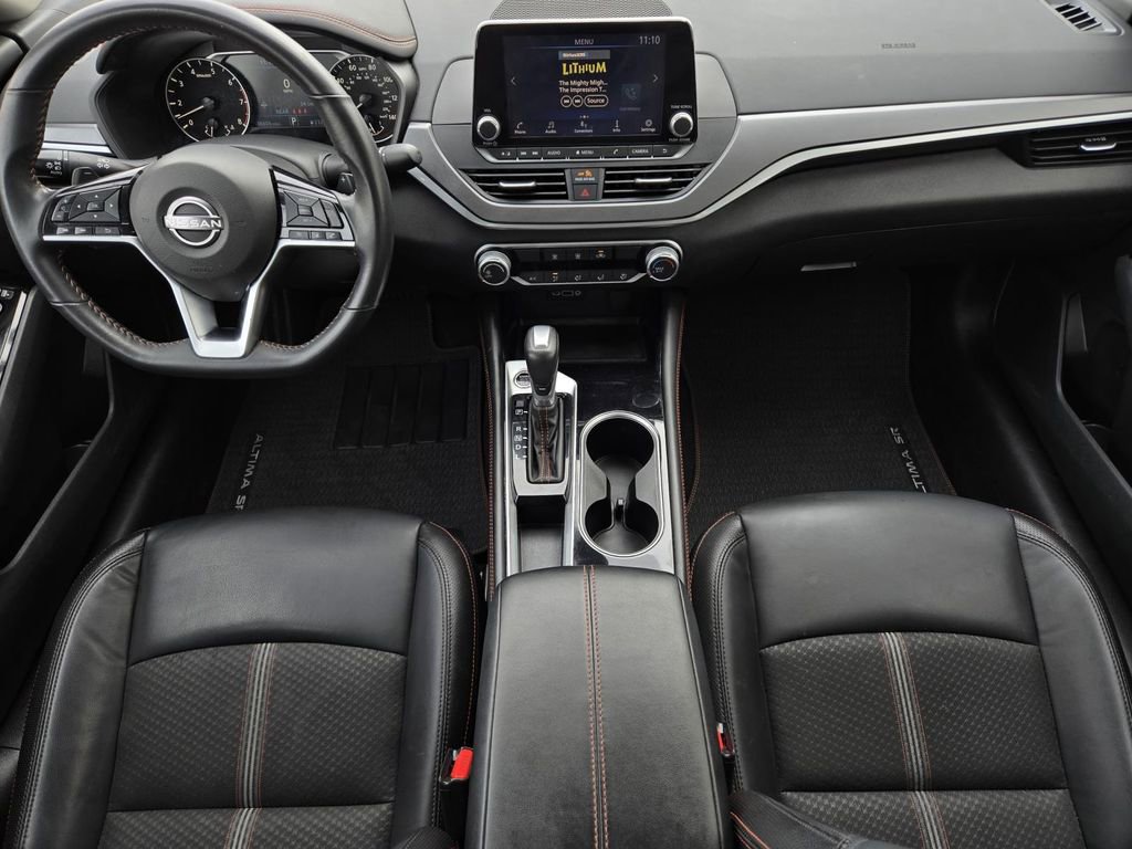 Used 2025 Nissan Altima 2.5 SR image 14