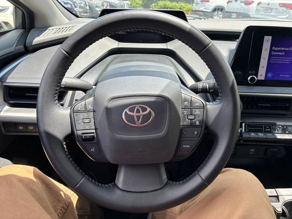 Used 2024 Toyota Prius LE FWD image 16