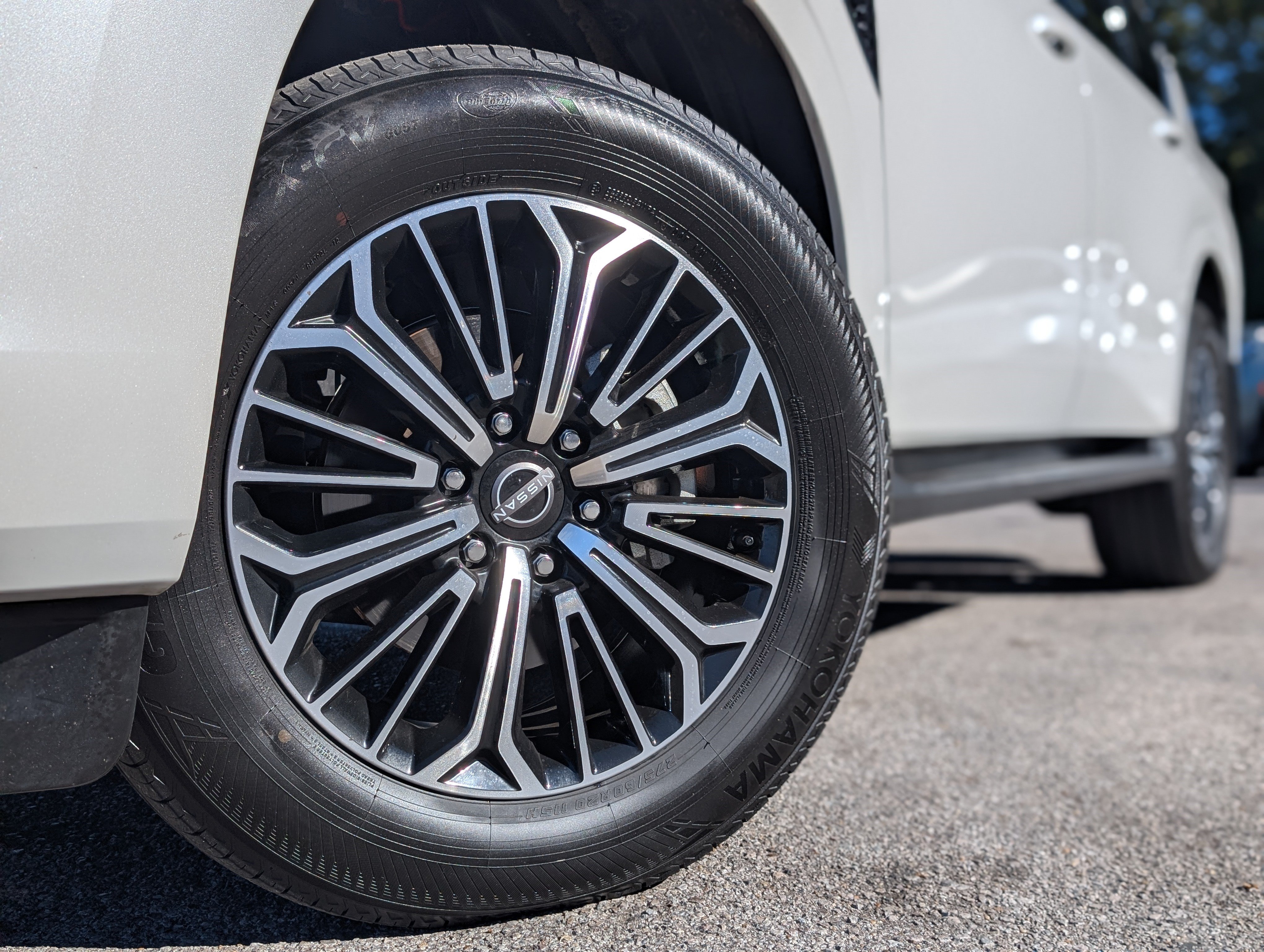 Used 2026 Nissan Armada Platinum RWD image 36