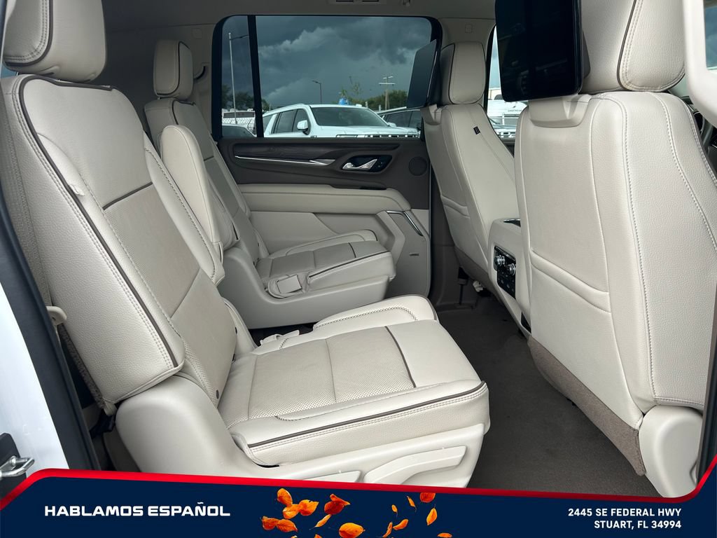 Used 2021 GMC Yukon XL Denali w/ Denali Premium Package RWD image 17