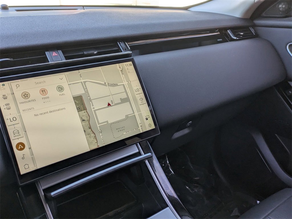 Used 2024 Land Rover Range Rover Velar S image 15
