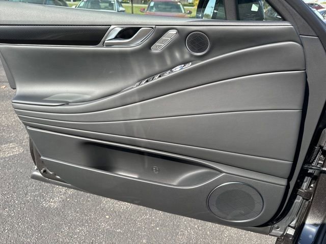 Used 2025 Genesis G80 2.5T image 29