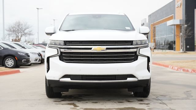 Used 2024 Chevrolet Suburban LT image 2