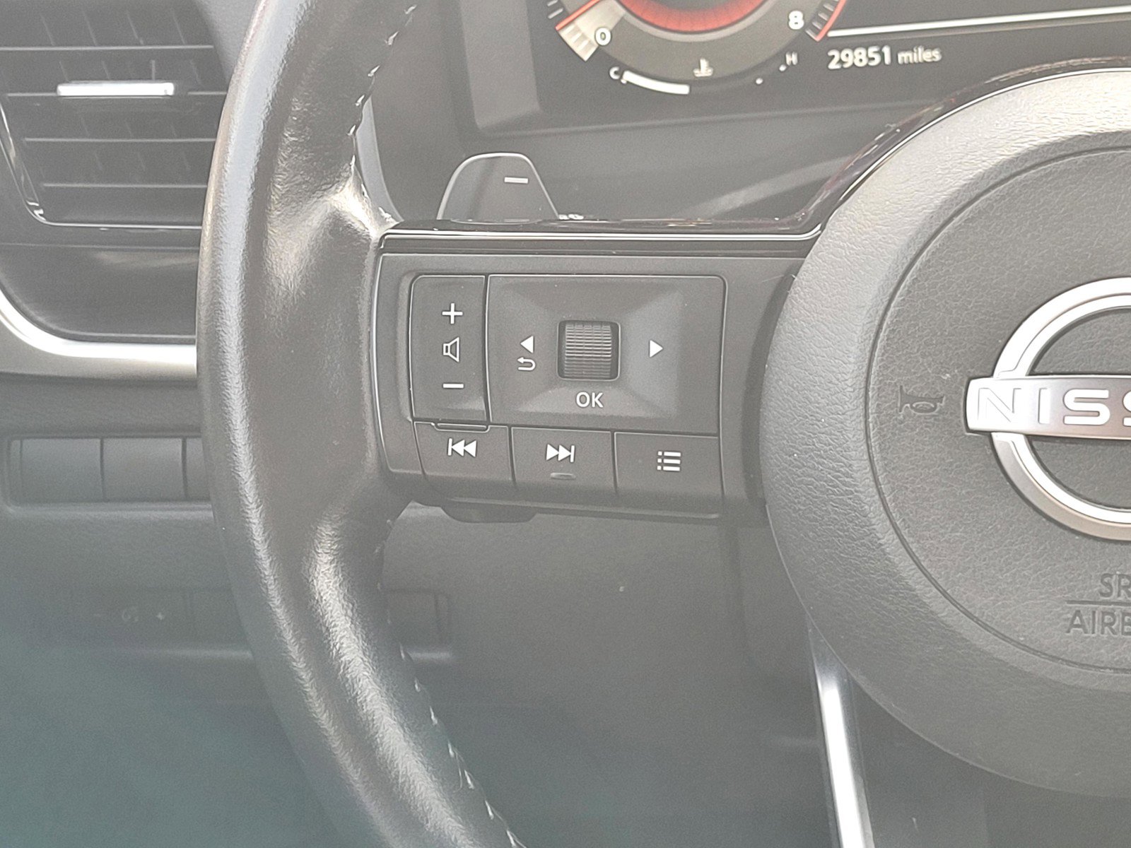 Used 2022 Nissan Rogue Platinum w/ Head-Up Display Package image 26