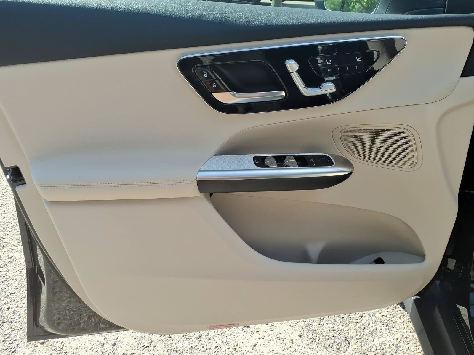 New 2026 Mercedes-Benz GLC 300 4MATIC image 21