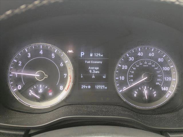 Used 2022 Hyundai Venue Limited image 11