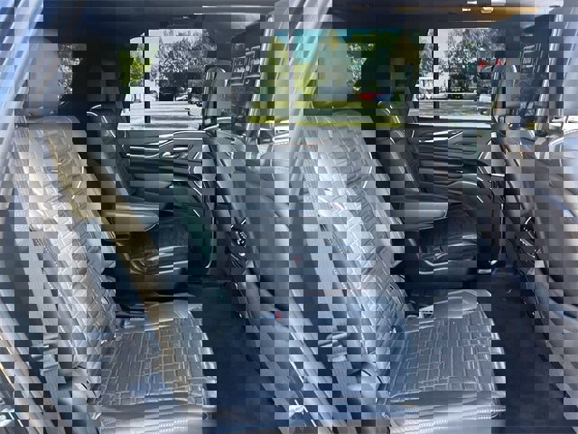 Used 2022 Cadillac Escalade Premium Luxury Platinum image 33