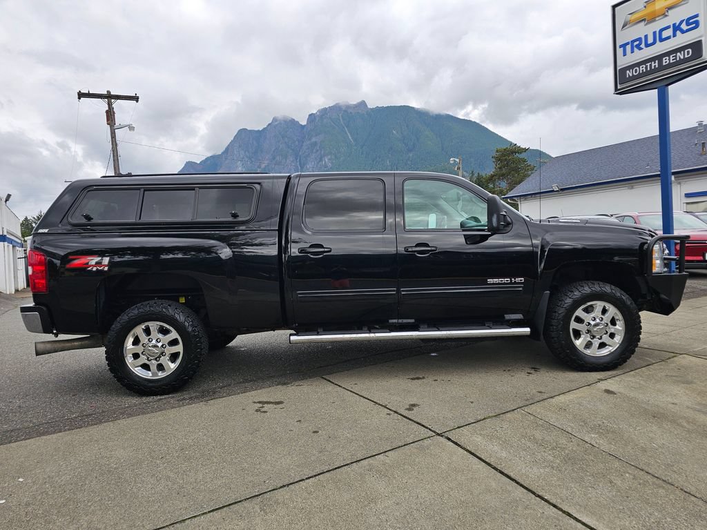 Used 2012 Chevrolet Silverado 3500 LTZ w/ LTZ Plus Package AWD/4WD image 4