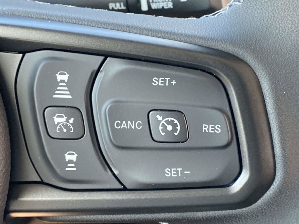 New 2026 Jeep Gladiator Sport AWD/4WD image 24