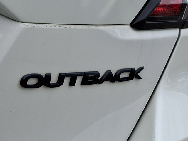 Used 2023 Subaru Outback Onyx Edition AWD/4WD image 32