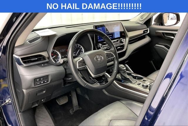 Used 2022 Toyota Highlander Limited AWD/4WD image 17