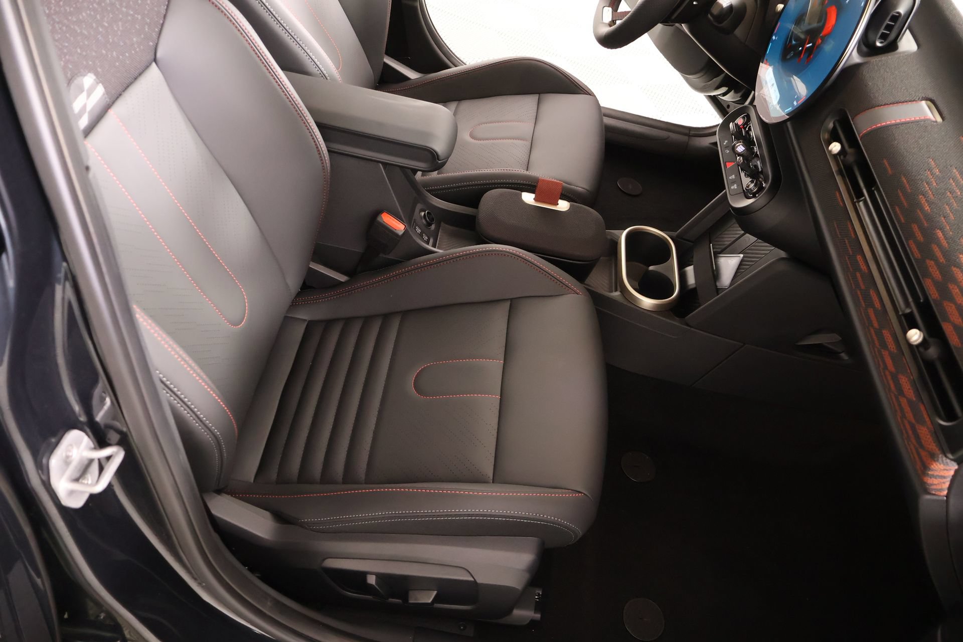 New 2026 MINI Cooper S FWD image 13