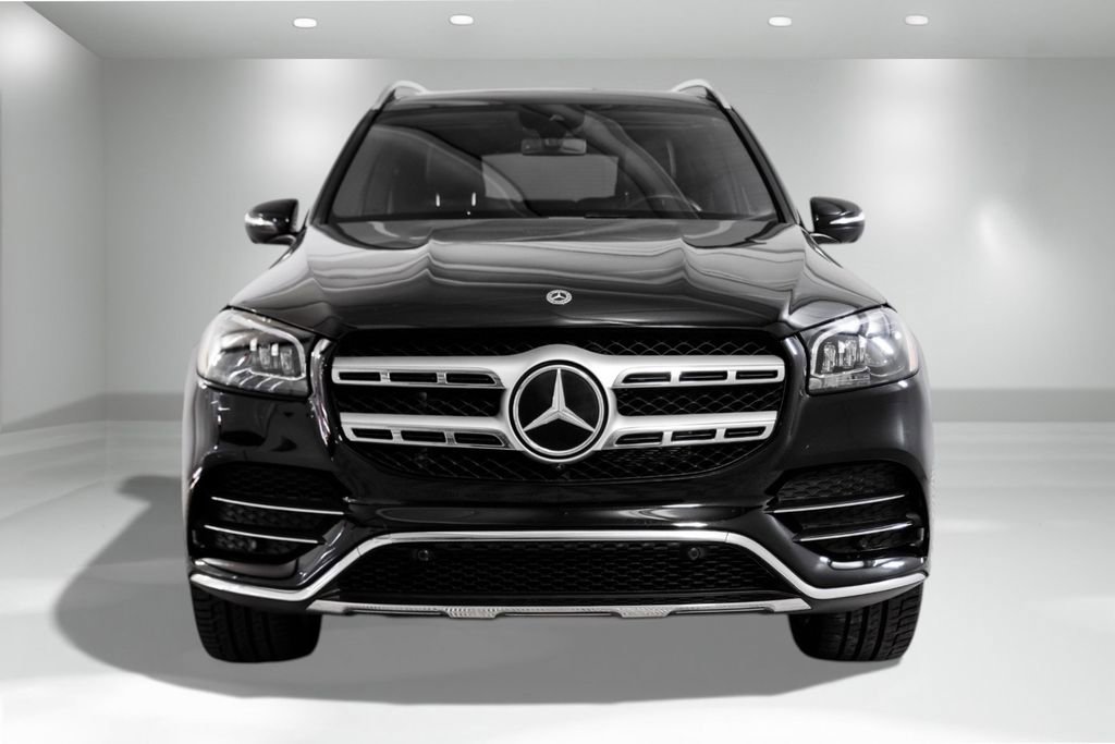 Used 2023 Mercedes-Benz GLS 450 4MATIC w/ AMG Line Exterior image 7