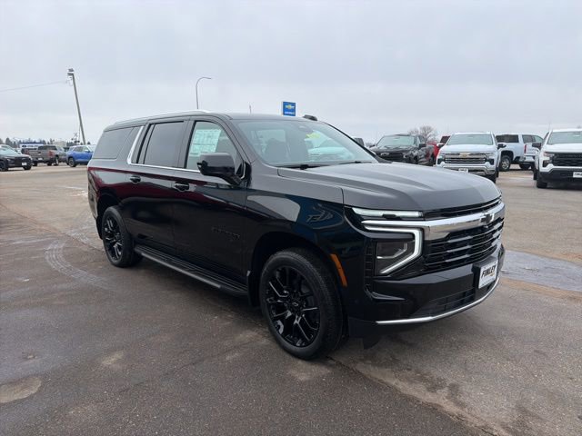 New 2026 Chevrolet Suburban LS w/ LPO, Dark Essentials Package AWD/4WD image 4