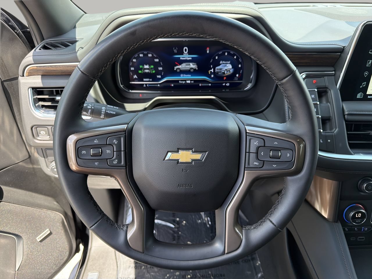 Used 2024 Chevrolet Tahoe High Country RWD image 30