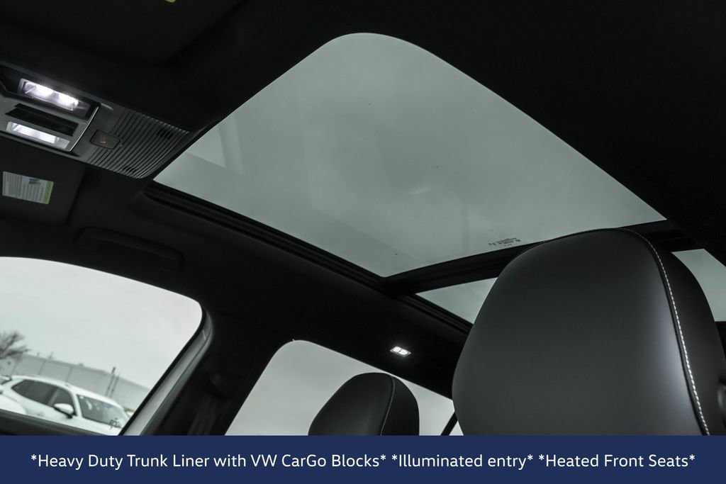 New 2026 Volkswagen Tiguan SE R-Line image 9