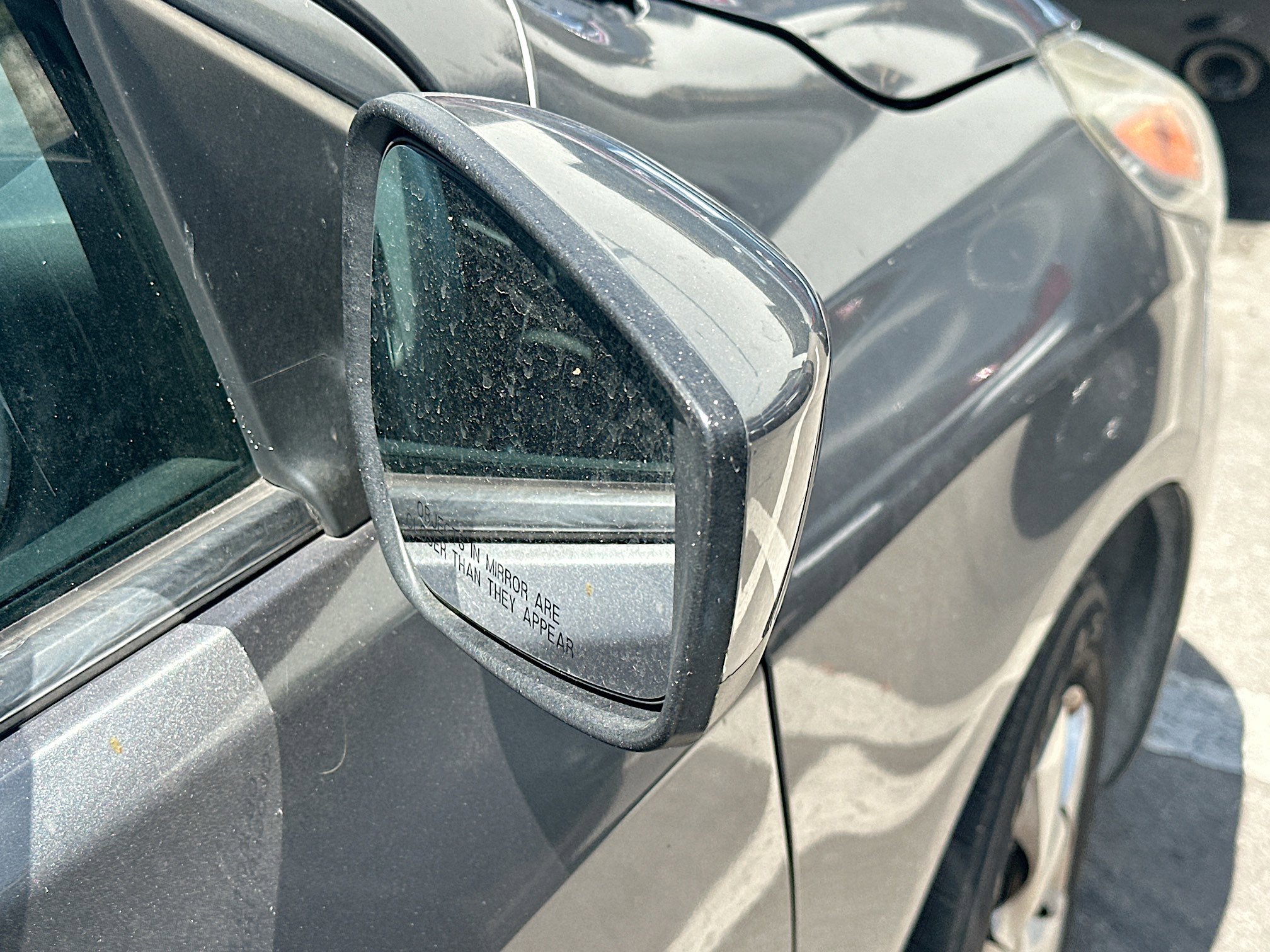 Used 2016 Nissan Versa SV image 9