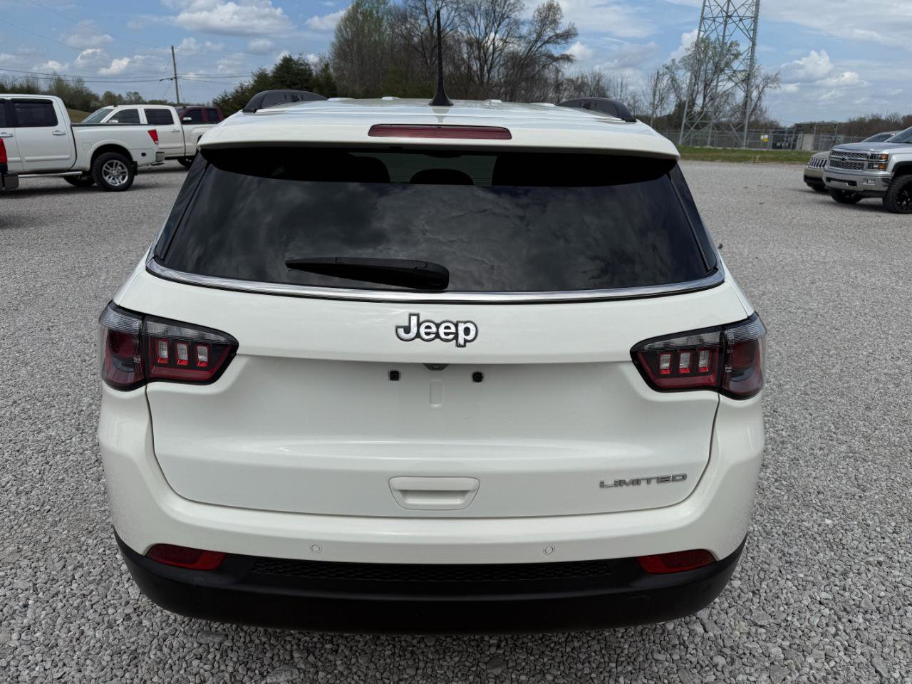 Used 2021 Jeep Compass Limited FWD image 4