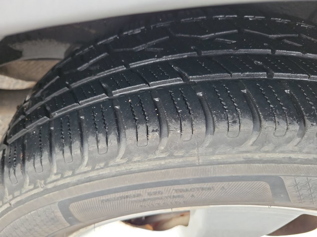 Used 2013 Dodge Grand Caravan SE FWD image 28