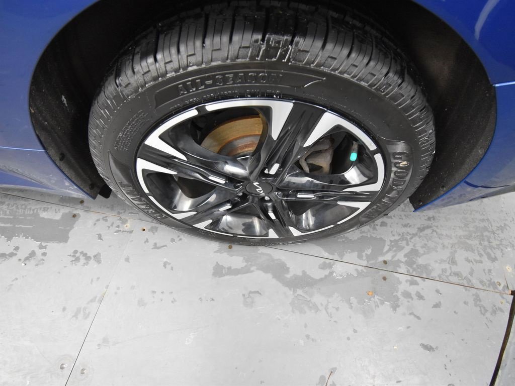 Used 2024 Kia K5 GT-Line image 9