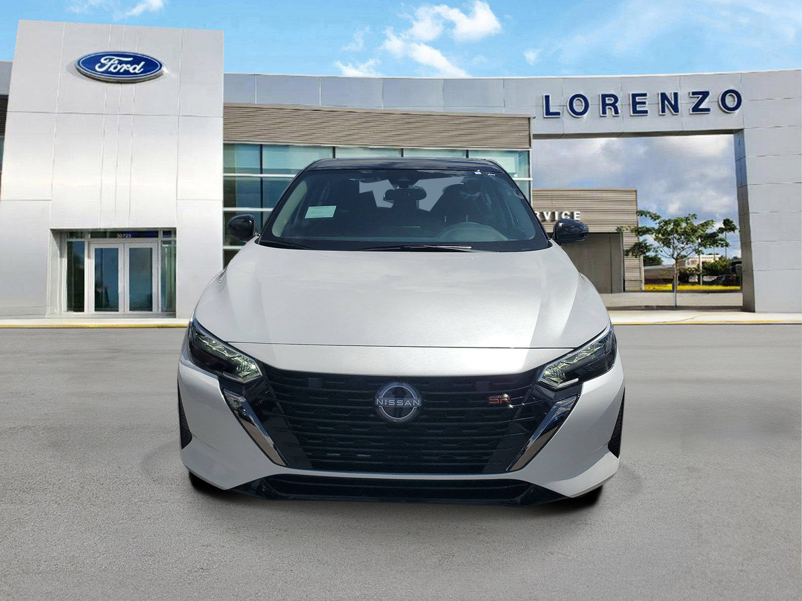 Used 2025 Nissan Sentra SR w/ SR Premium Package FWD image 2