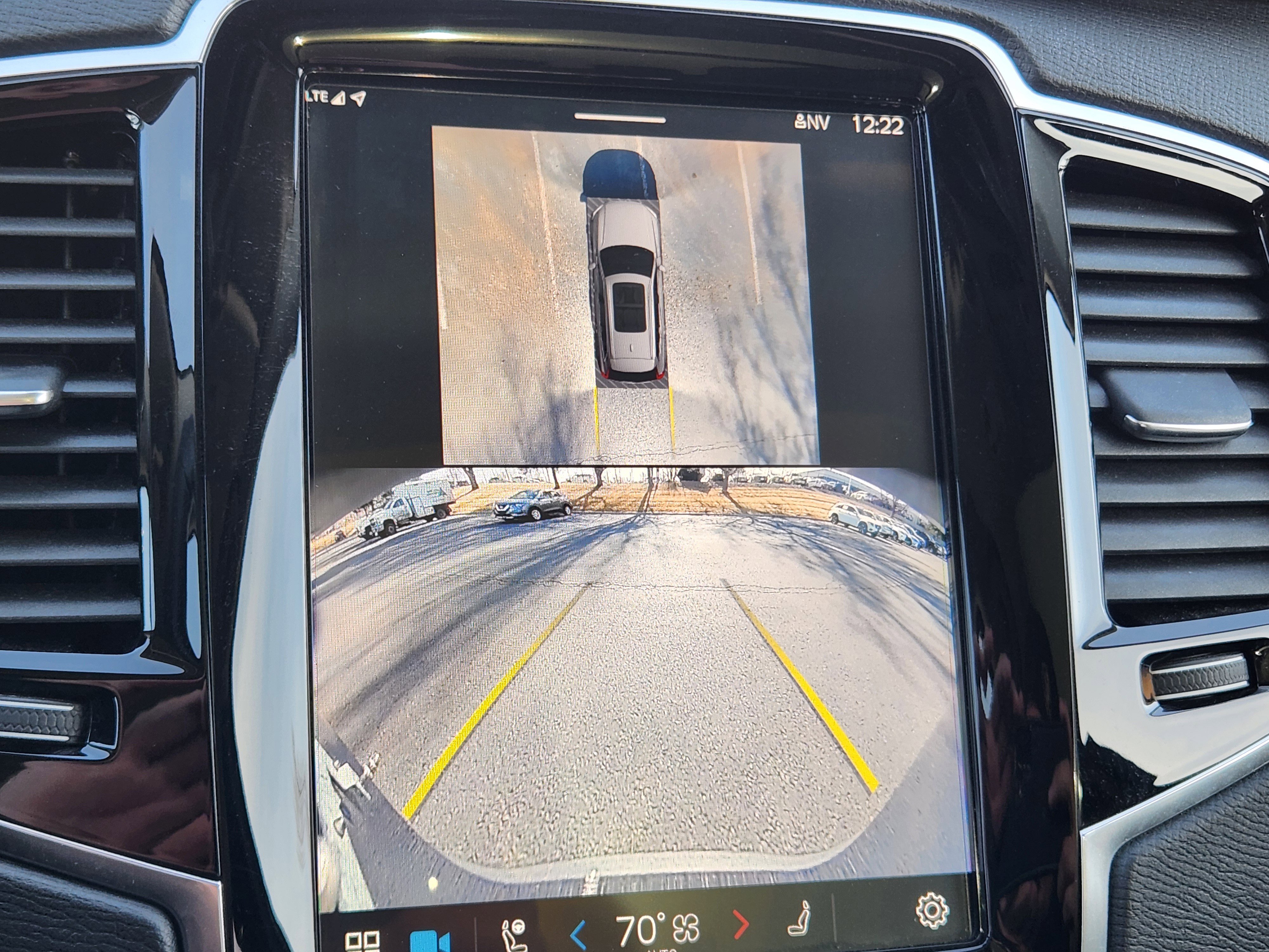 Used 2024 Volvo XC90 B5 Plus image 28