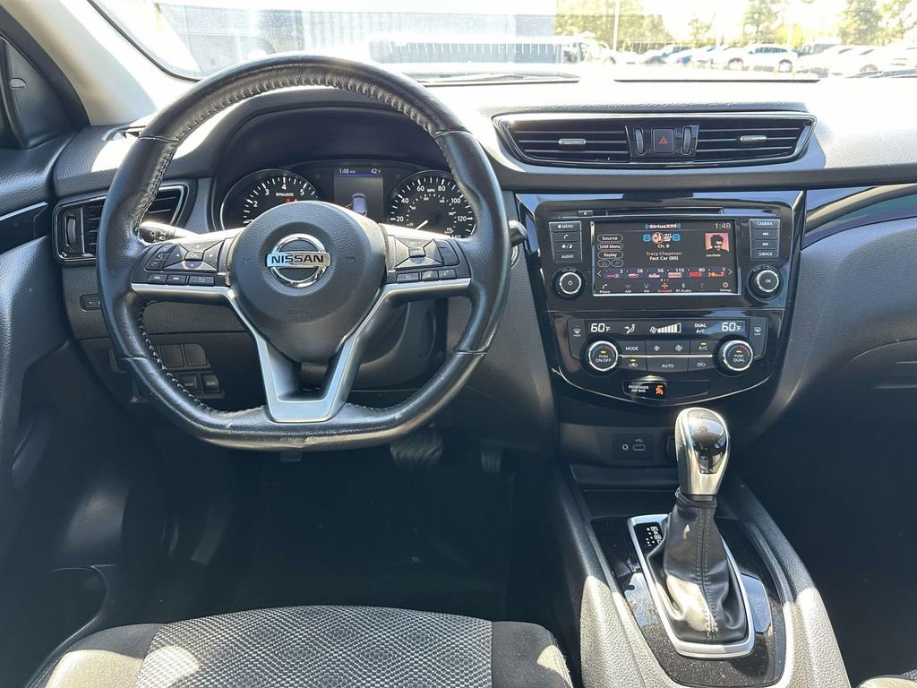 Used 2021 Nissan Rogue Sport SV image 10