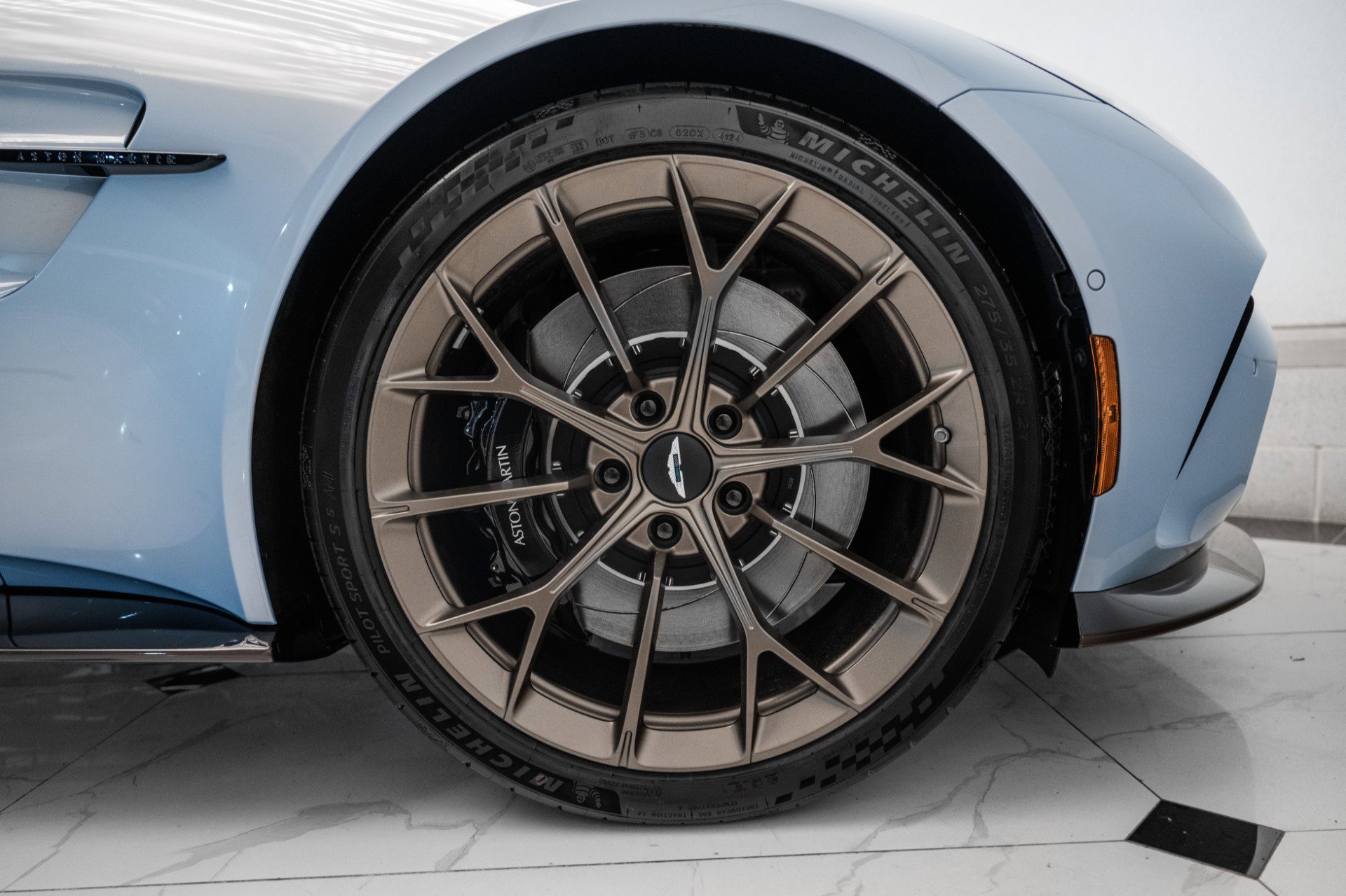 New 2026 Aston Martin V8 Vantage Coupe image 43