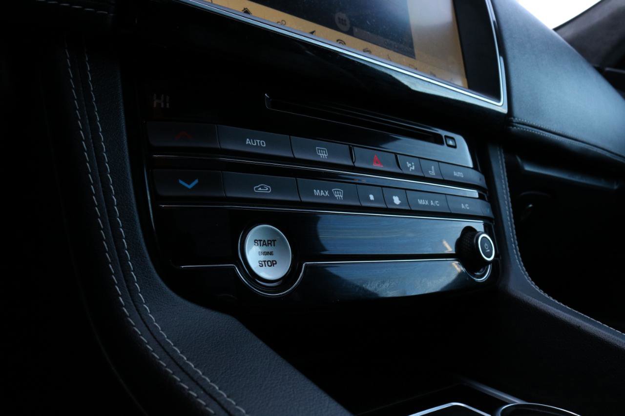 Used 2018 Jaguar F-PACE R-Sport AWD/4WD image 34