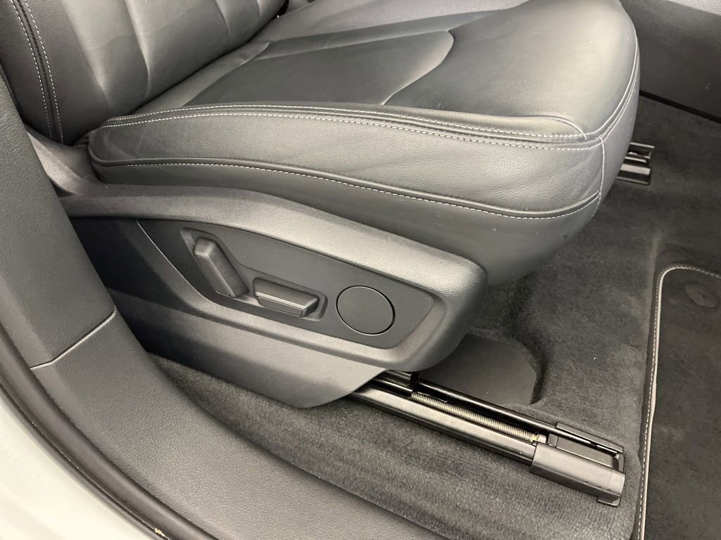 Used 2025 Audi Q7 3.0T Premium Plus image 8