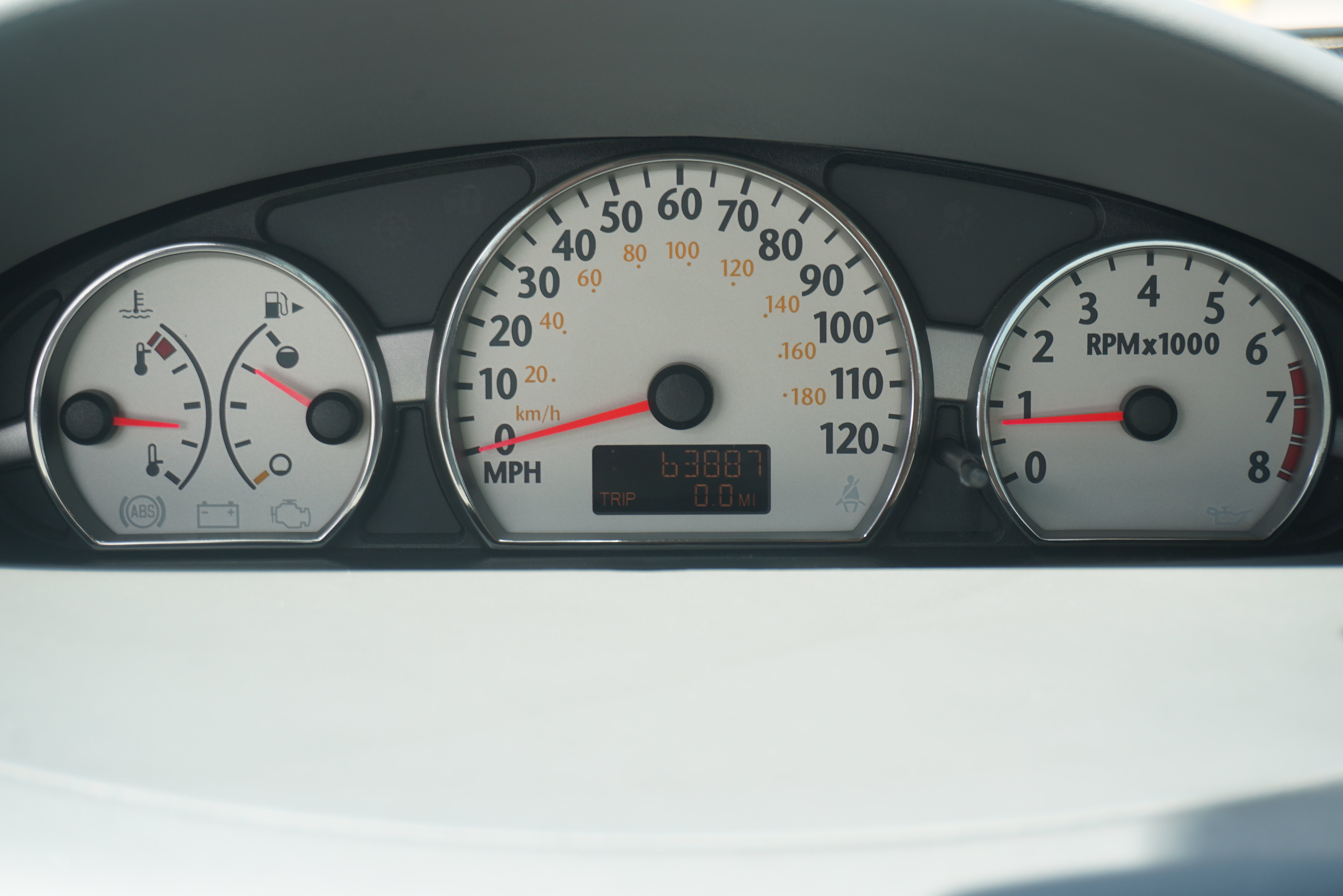 Used 2005 Saturn ION Level 3 w/ Travel Pkg FWD image 16