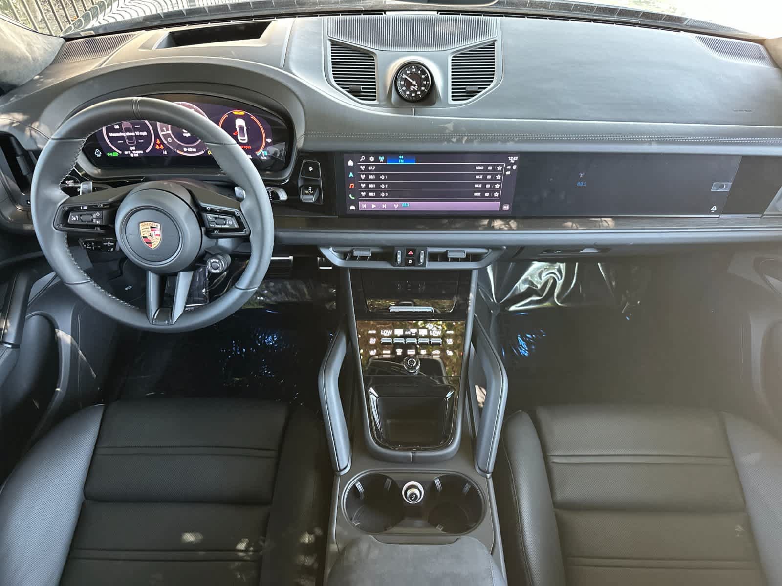 New 2026 Porsche Cayenne GTS AWD/4WD image 6