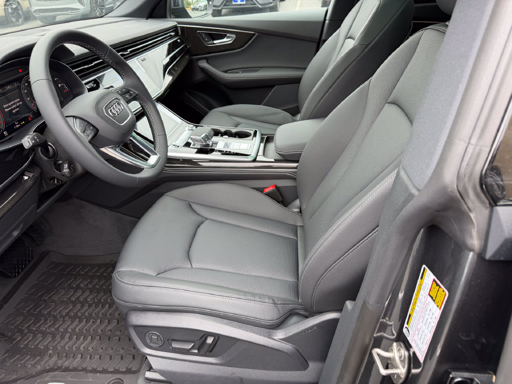 New 2027 Audi Q8 Premium Plus AWD/4WD image 17
