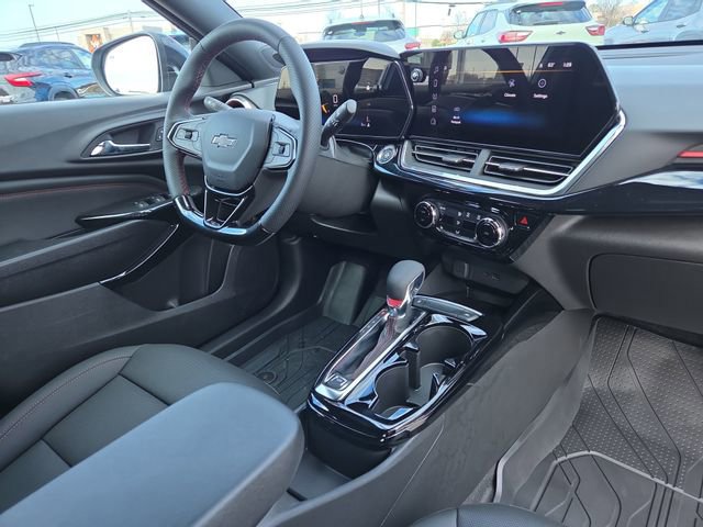 New 2026 Chevrolet Trax RS w/ Sunroof Package image 19