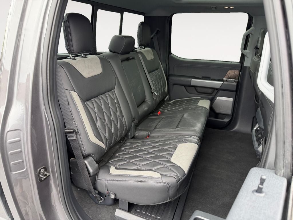 New 2026 Ford F250 Lariat w/ Black Appearance Package AWD/4WD image 23