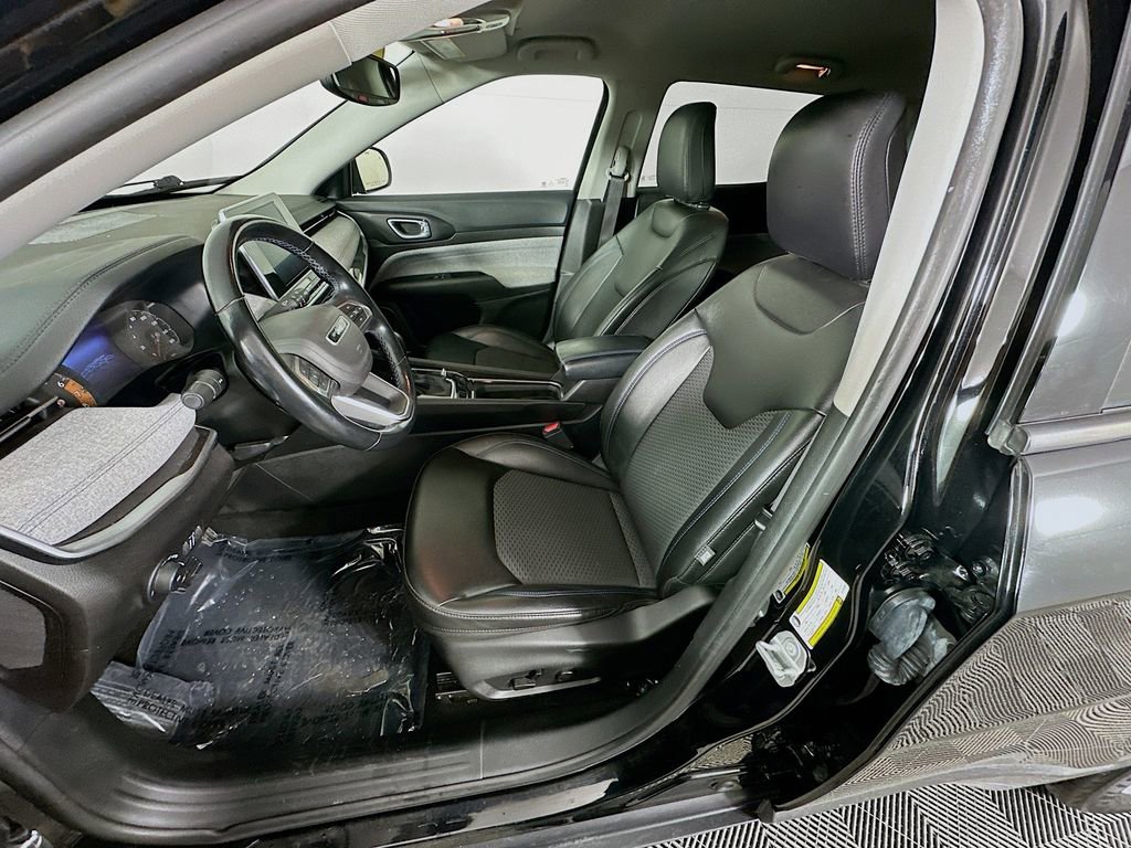 Used 2022 Jeep Compass Latitude w/ Convenience Group image 31