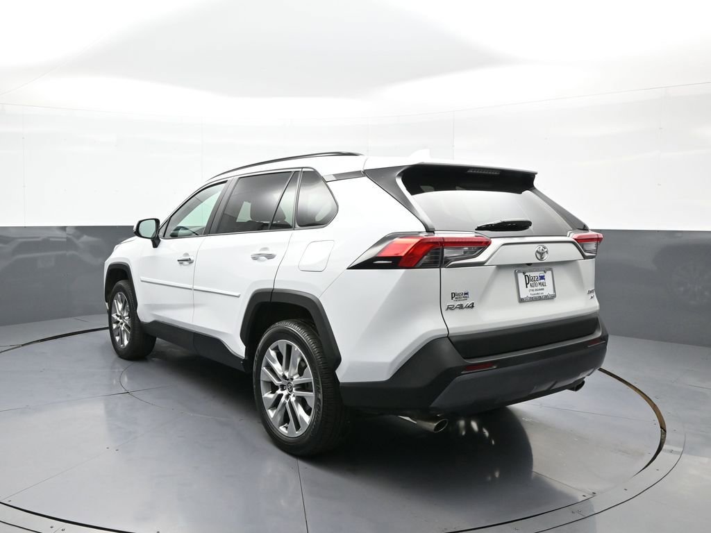 Used 2023 Toyota RAV4 Limited AWD/4WD image 8