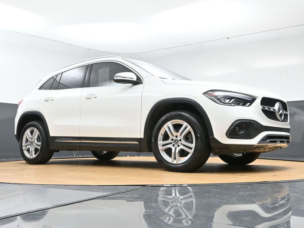 Used 2022 Mercedes-Benz GLA 250 w/ Premium Package Lite image 52
