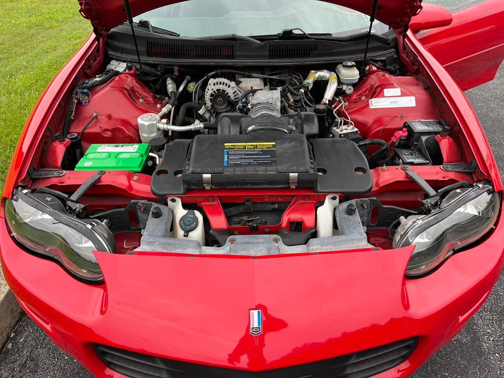 Used 2000 Chevrolet Camaro LT RWD image 40