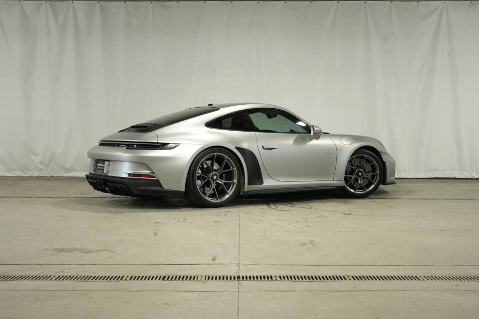 Used 2022 Porsche 911 GT3 image 7