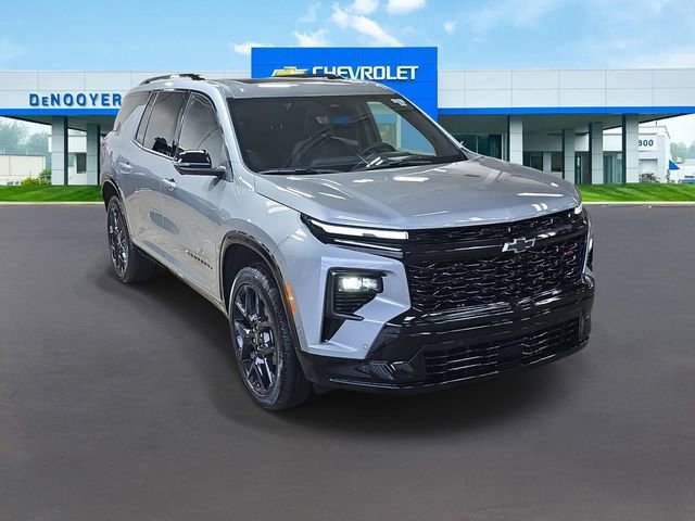 New 2026 Chevrolet Traverse RS w/ LPO, Floor Liner Package image 5