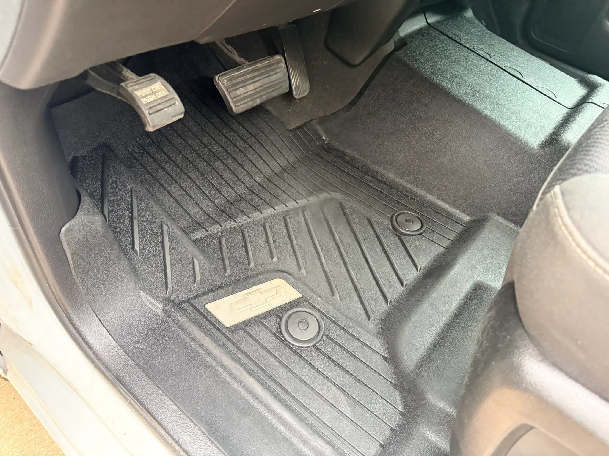 Used 2019 Chevrolet Silverado 1500 LT w/ All Star Edition AWD/4WD image 20