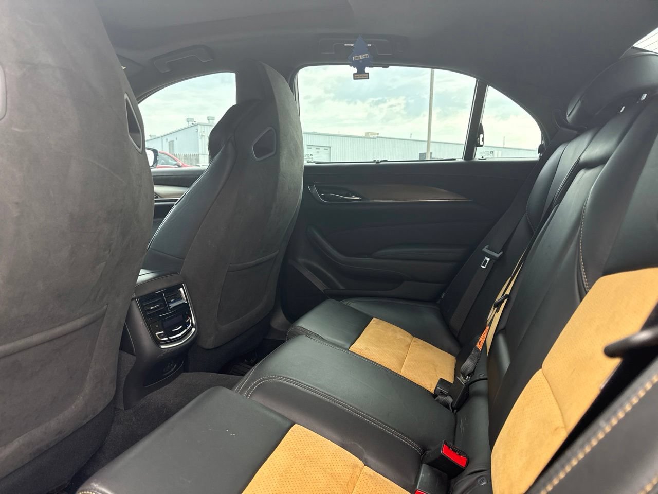 Used 2019 Cadillac CTS V w/ Luxury Package RWD image 11