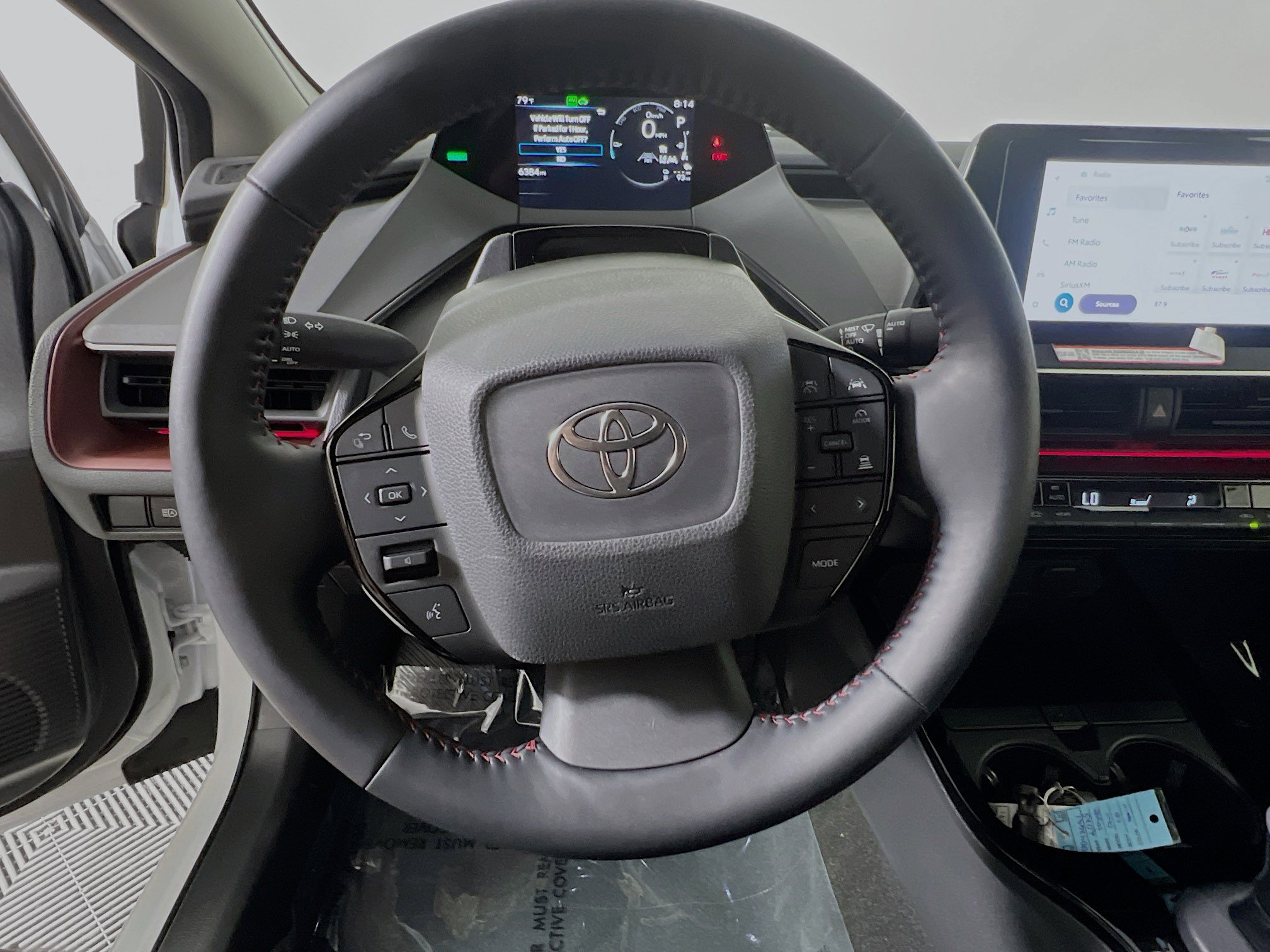 Used 2025 Toyota Prius Plug-In Hybrid FWD image 18